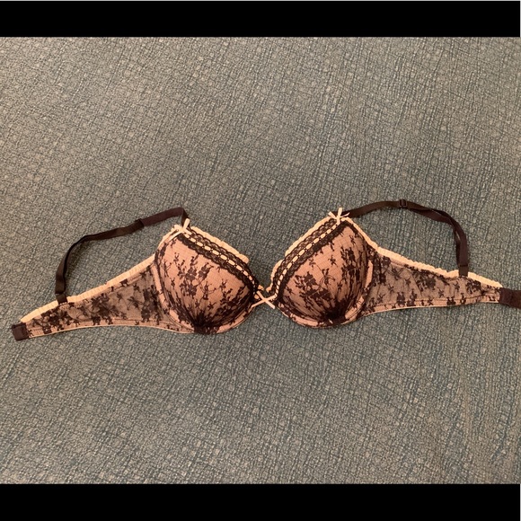 Victoria's Secret Other - Victoria Secret Lace Bra Victoria's Secret Other - Victoria Secret Lace Bra